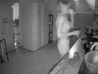 Julmodels Kitchen's Live Sex Cam Show