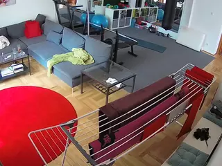 Julmodels Living-2's Live Sex Cam Show