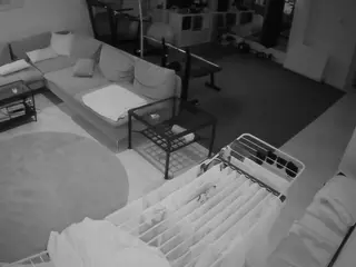 Julmodels Living-2's Live Sex Cam Show