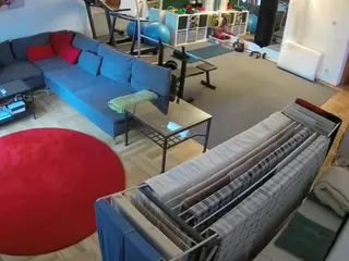 Julmodels Living-2's Live Sex Cam Show