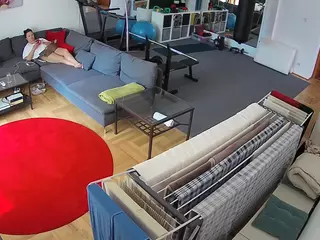 Julmodels Living-2's Live Sex Cam Show