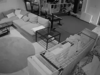 Julmodels Living-2's Live Sex Cam Show