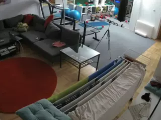 Julmodels Living-2's Live Sex Cam Show