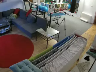Julmodels Living-2's Live Sex Cam Show