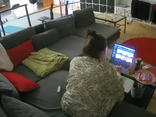 Julmodels Living-3's Live Sex Cam Show