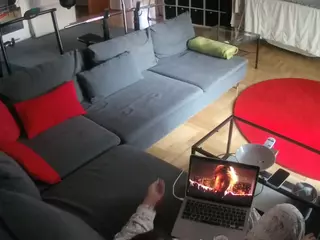 Julmodels Living-3's Live Sex Cam Show