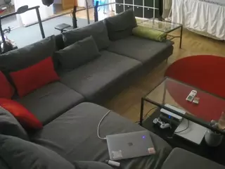 Julmodels Living-3's Live Sex Cam Show