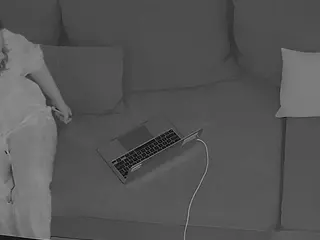 Julmodels Living-7's Live Sex Cam Show