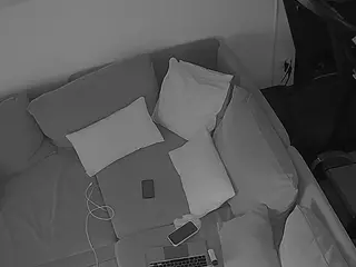 Julmodels Living-7's Live Sex Cam Show