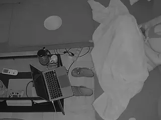 Julmodels Living-7's Live Sex Cam Show