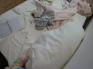 Julmodels Bedroom-C1's Live Sex Cam Show