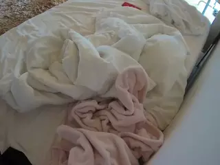 Julmodels Bedroom-C1's Live Sex Cam Show