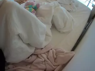 Julmodels Bedroom-C1's Live Sex Cam Show
