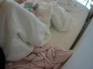 Julmodels Bedroom-C1's Live Sex Cam Show