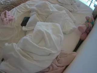 Julmodels Bedroom-C1's Live Sex Cam Show