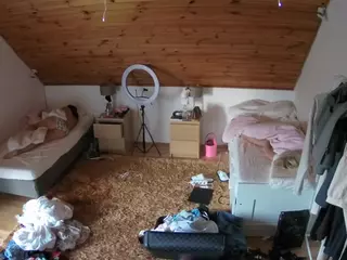 Julmodels Bedroom-C2's Live Sex Cam Show