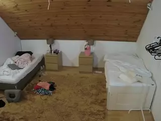 Julmodels Bedroom-C2's Live Sex Cam Show