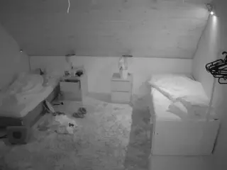 Julmodels Bedroom-C2's Live Sex Cam Show