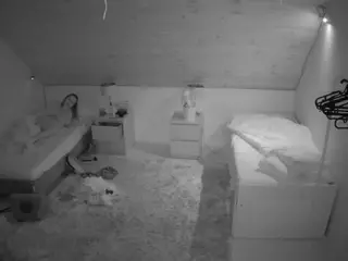Julmodels Bedroom-C2's Live Sex Cam Show