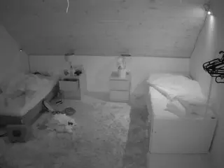 Julmodels Bedroom-C2's Live Sex Cam Show