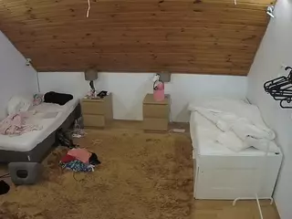 Julmodels Bedroom-C2's Live Sex Cam Show