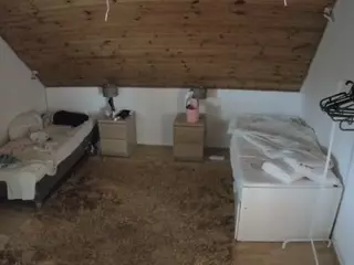 Julmodels Bedroom-C2's Live Sex Cam Show
