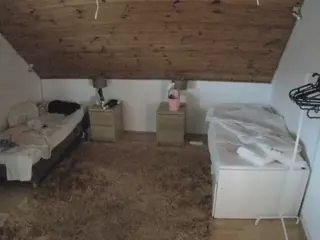 Julmodels Bedroom-C2's Live Sex Cam Show