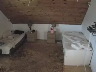 Julmodels Bedroom-C2's Live Sex Cam Show