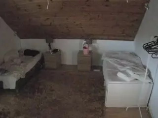 Julmodels Bedroom-C2's Live Sex Cam Show