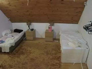Julmodels Bedroom-C2's Live Sex Cam Show