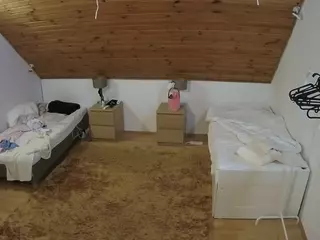 Julmodels Bedroom-C2's Live Sex Cam Show