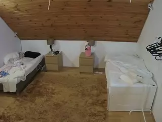 Julmodels Bedroom-C2's Live Sex Cam Show