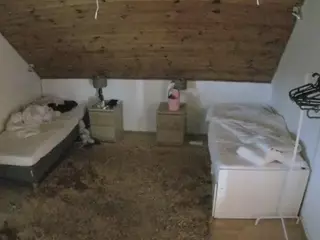 Julmodels Bedroom-C2's Live Sex Cam Show