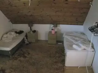 Julmodels Bedroom-C2's Live Sex Cam Show