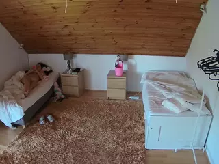 Julmodels Bedroom-C2's Live Sex Cam Show