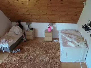 Julmodels Bedroom-C2's Live Sex Cam Show