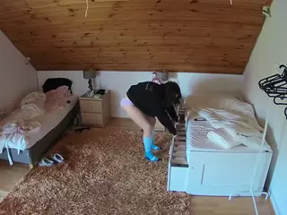 Julmodels Bedroom-C2's Live Sex Cam Show