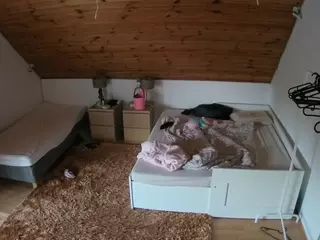 Julmodels Bedroom-C2's Live Sex Cam Show