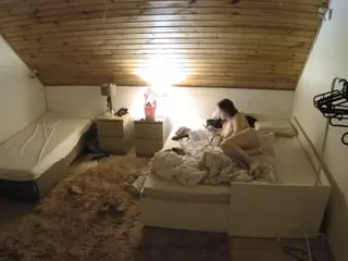 Julmodels Bedroom-C2's Live Sex Cam Show