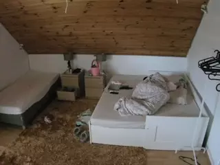Julmodels Bedroom-C2's Live Sex Cam Show