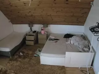 Julmodels Bedroom-C2's Live Sex Cam Show