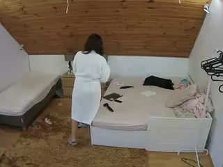 Julmodels Bedroom-C2's Live Sex Cam Show