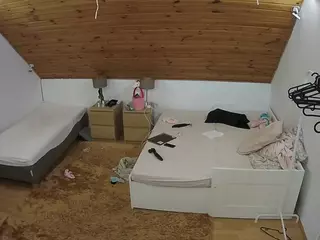 Julmodels Bedroom-C2's Live Sex Cam Show