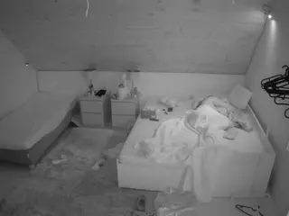 Julmodels Bedroom-C2's Live Sex Cam Show