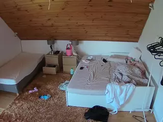 Julmodels Bedroom-C2's Live Sex Cam Show