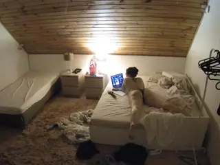 Julmodels Bedroom-C2's Live Sex Cam Show