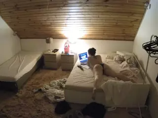 Julmodels Bedroom-C2's Live Sex Cam Show
