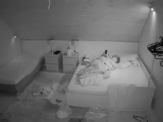 Julmodels Bedroom-C2's Live Sex Cam Show