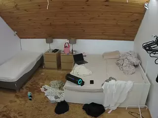 Julmodels Bedroom-C2's Live Sex Cam Show