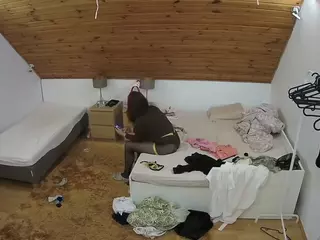 Julmodels Bedroom-C2's Live Sex Cam Show